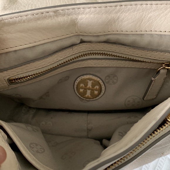 Tory Burch crossbody - Picture 3 of 7